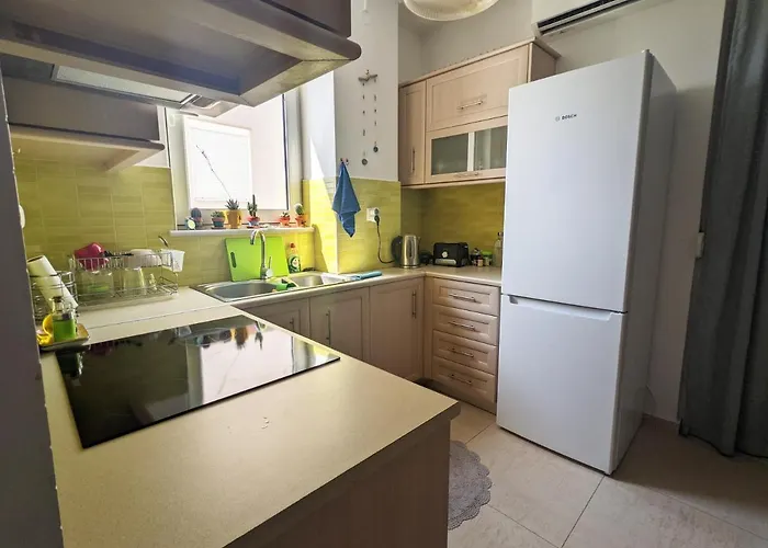 Tamar's Place Apartment